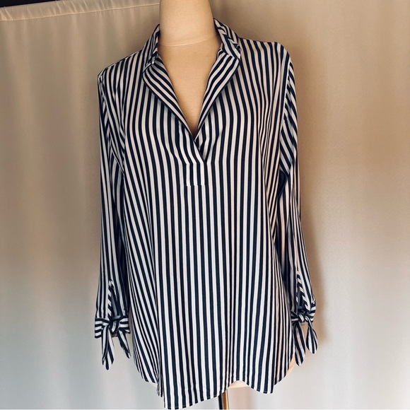 J. CREW TOP SIZE Large - Picture 6 of 7